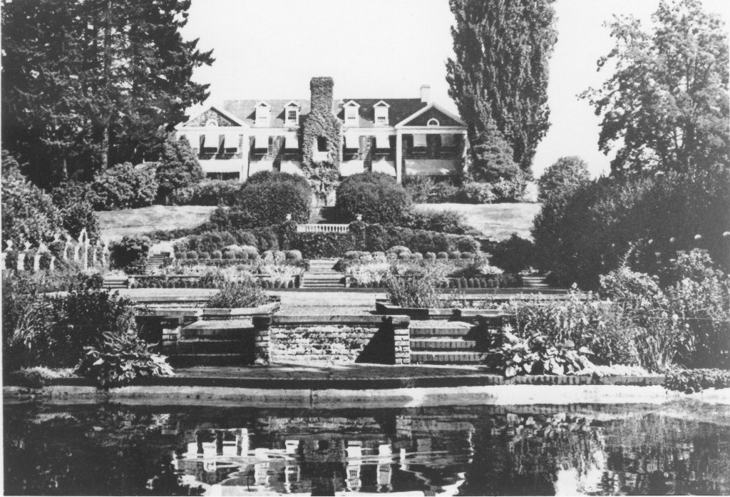House, gardens, and pool of Wilcox Estates.