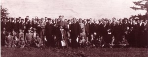 Archbishop Alexander Christie, founder of the University, with faculty, staff, and students, 1911
